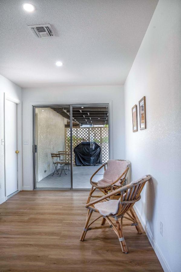 Mojave Desert Pied-A-Terre Юка Вали Екстериор снимка
